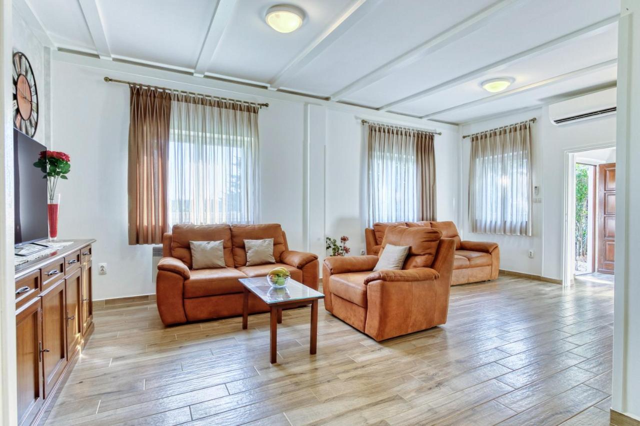 פומר Holiday Home Giardino Marino מראה חיצוני תמונה